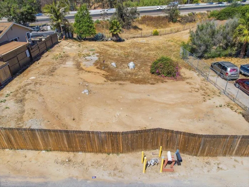 564 Rolling Hills Road Vista, CA 92083