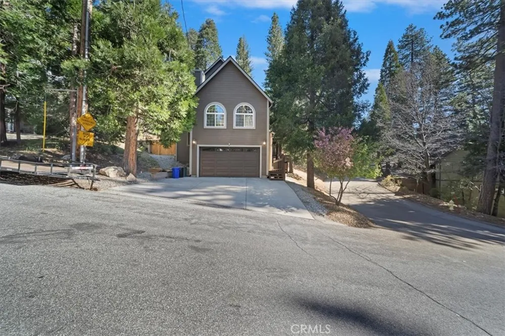 27312 Little Bear Lake Arrowhead, CA 92317
