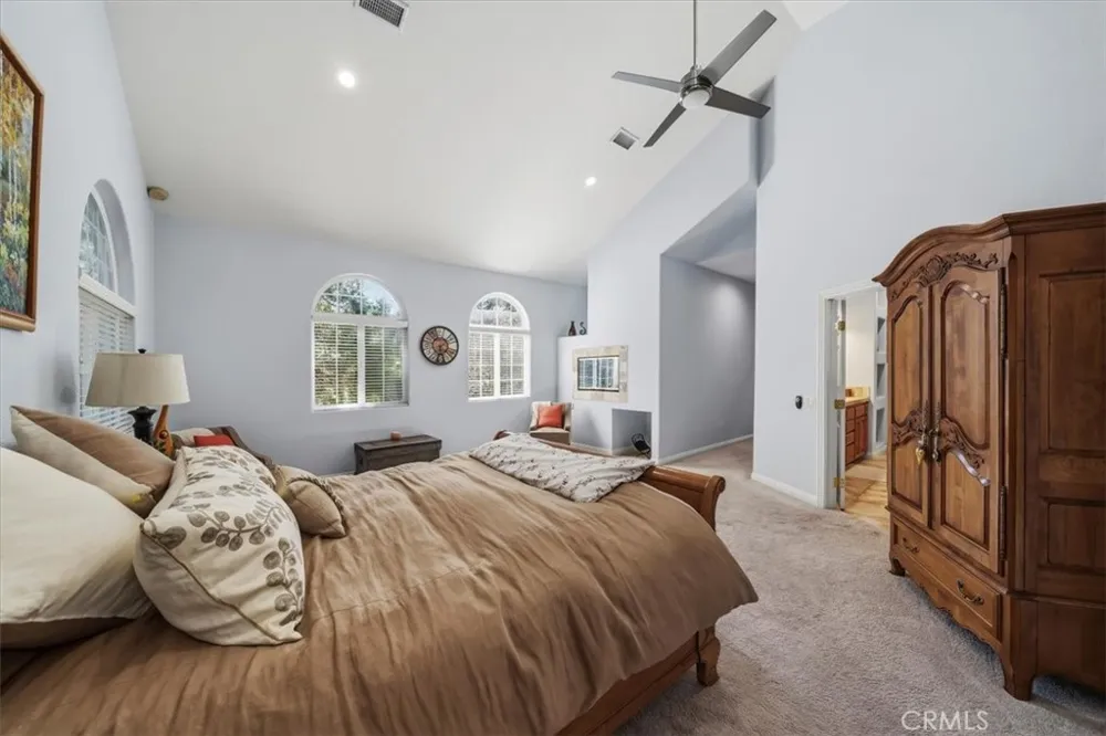 27312 Little Bear Lake Arrowhead, CA 92317