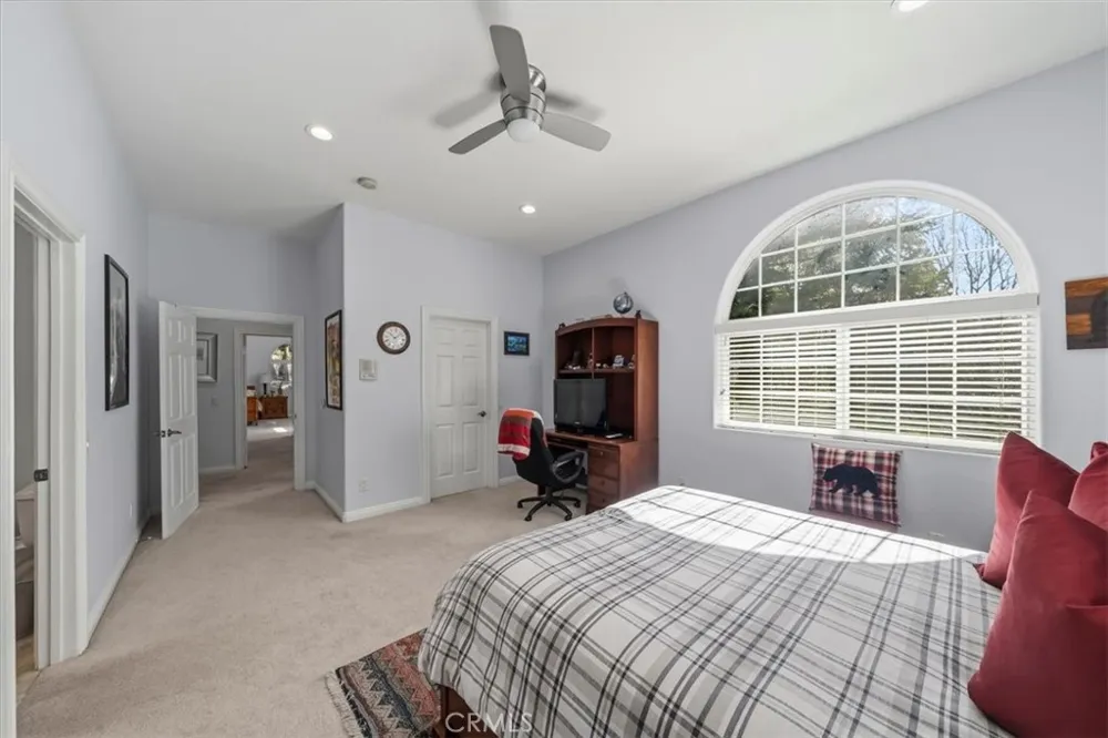 27312 Little Bear Lake Arrowhead, CA 92317