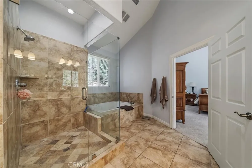 27312 Little Bear Lake Arrowhead, CA 92317