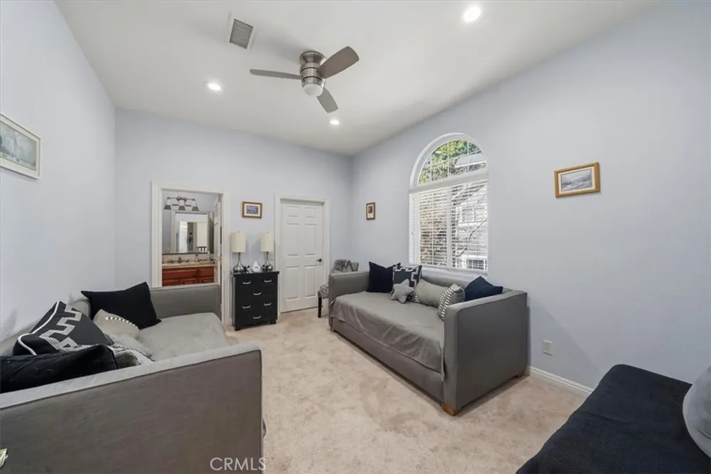 27312 Little Bear Lake Arrowhead, CA 92317