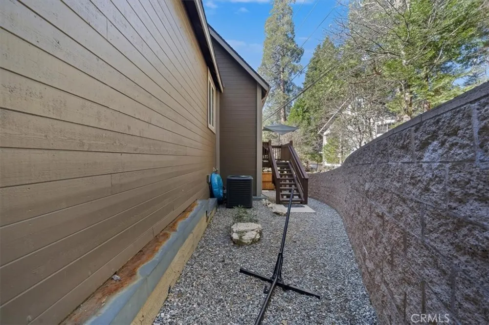 27312 Little Bear Lake Arrowhead, CA 92317