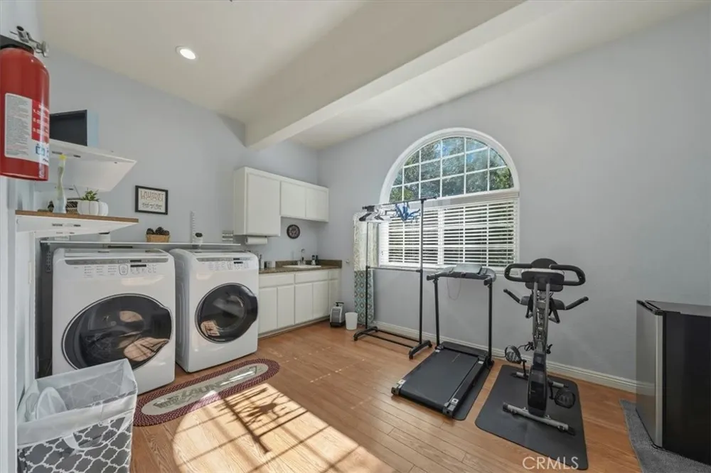 27312 Little Bear Lake Arrowhead, CA 92317