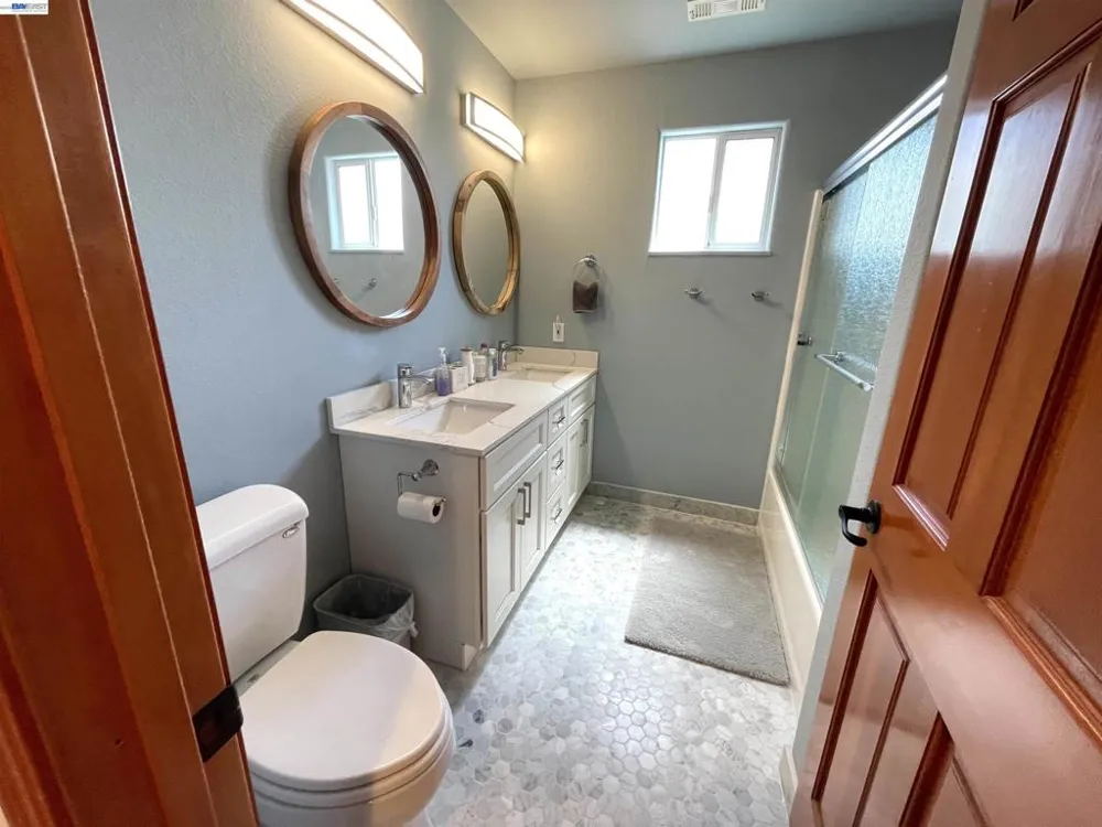 668 Keys Blvd. Clearlake Oaks, CA 95423