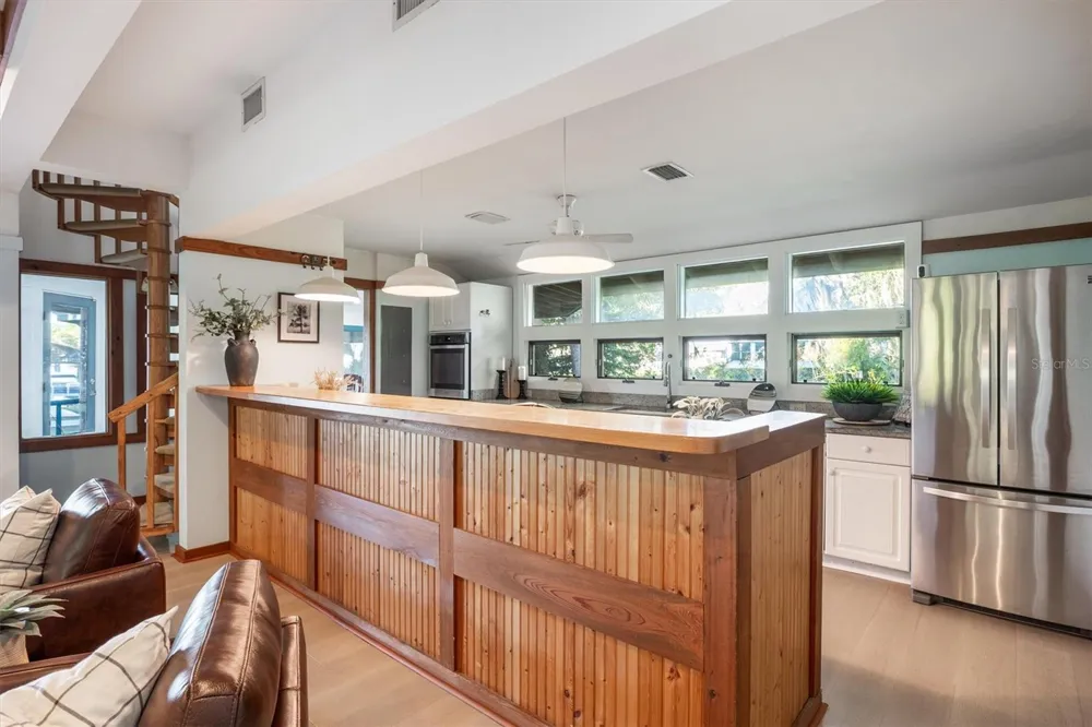 25608 DEVONIA STREET Melrose, FL 32666