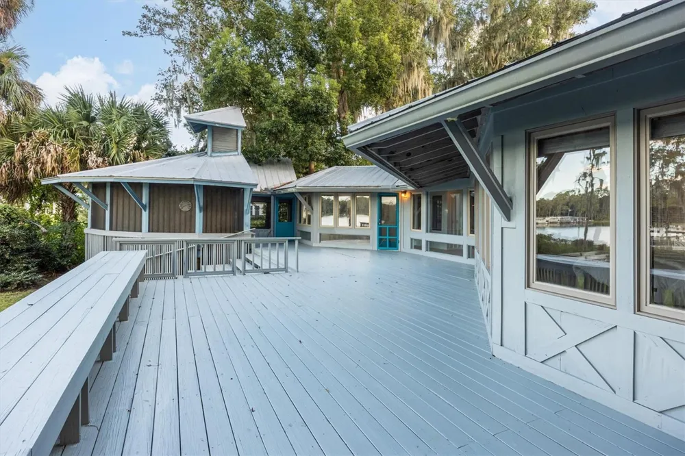 25608 DEVONIA STREET Melrose, FL 32666