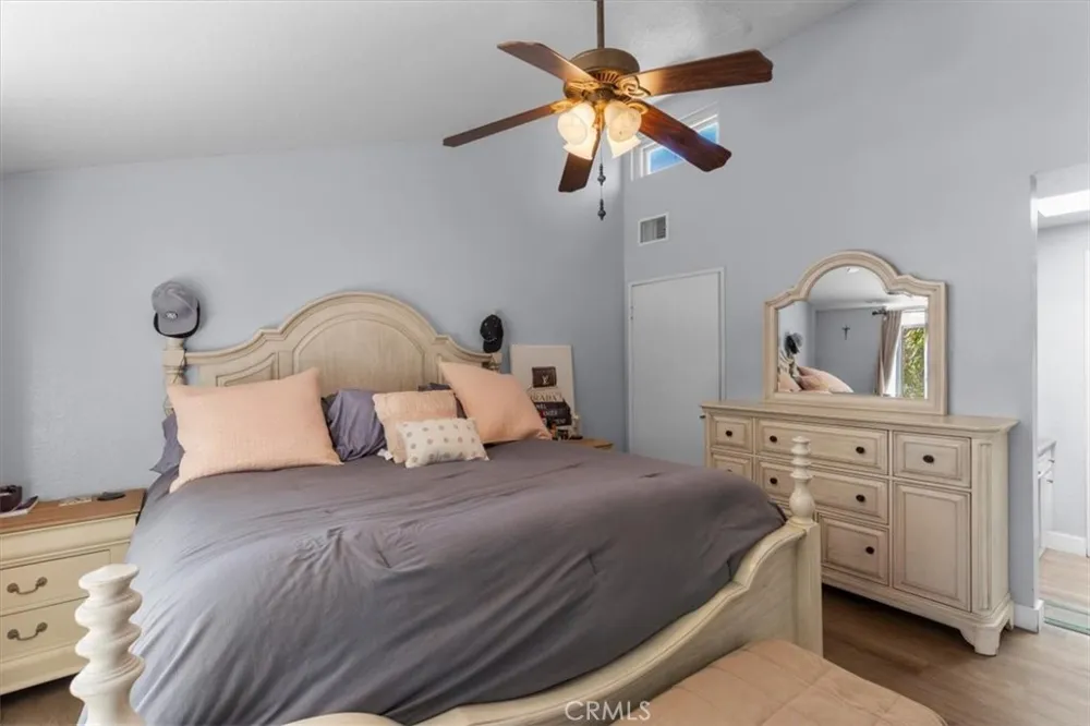 640 Sycamore Claremont, CA 91711