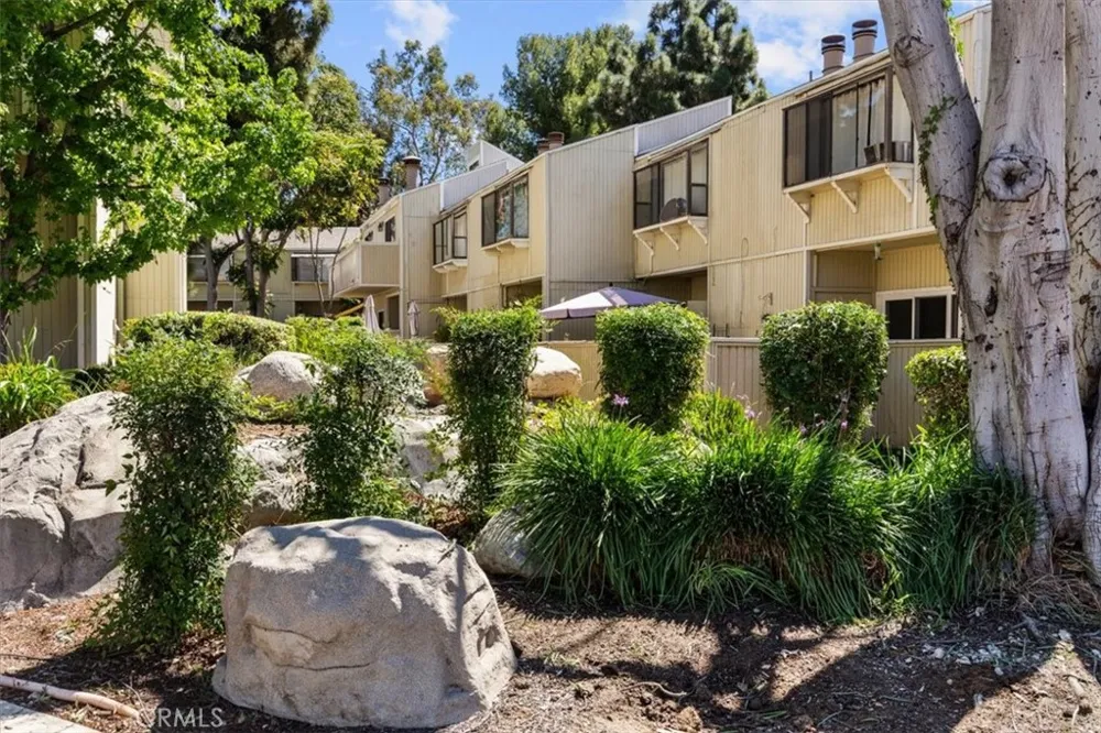 640 Sycamore Claremont, CA 91711