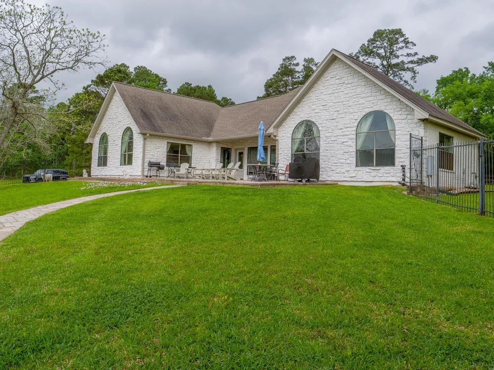 2757 Saint Beulah Chapel Road Montgomery, TX 77316