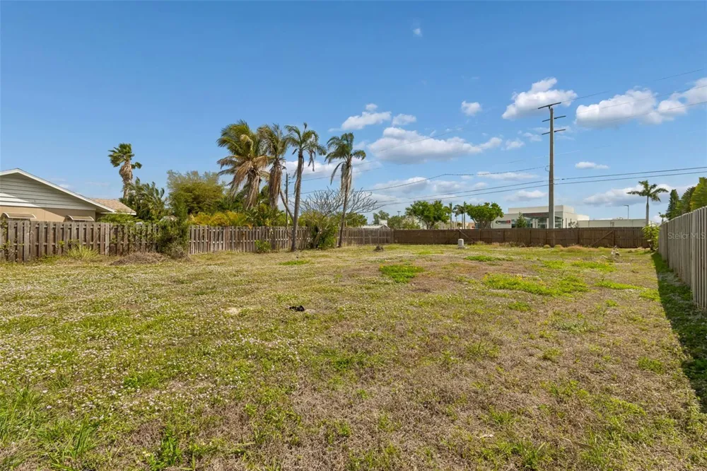 603 CASABELLA DRIVE Bradenton, FL 34209