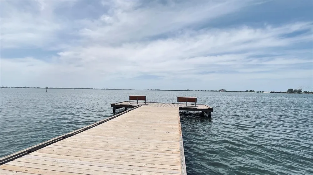 603 CASABELLA DRIVE Bradenton, FL 34209