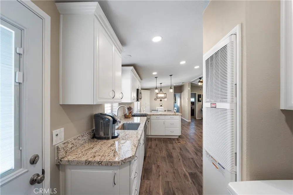 48197 Valley Center Road Newberry Springs, CA 92365