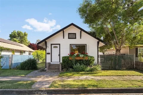 312 W Cedar Street