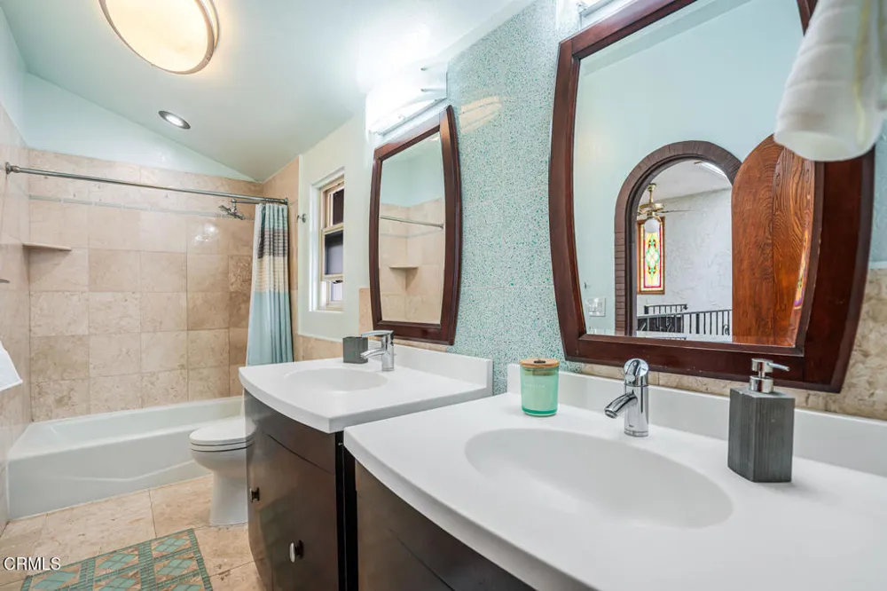 5451 Reef Way Oxnard, CA 93035