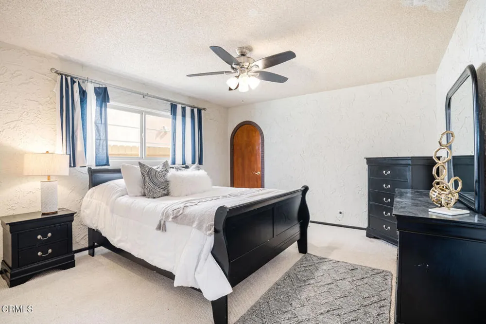 5451 Reef Way Oxnard, CA 93035