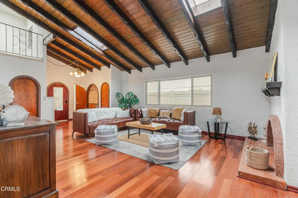5451 Reef Way Oxnard, CA 93035
