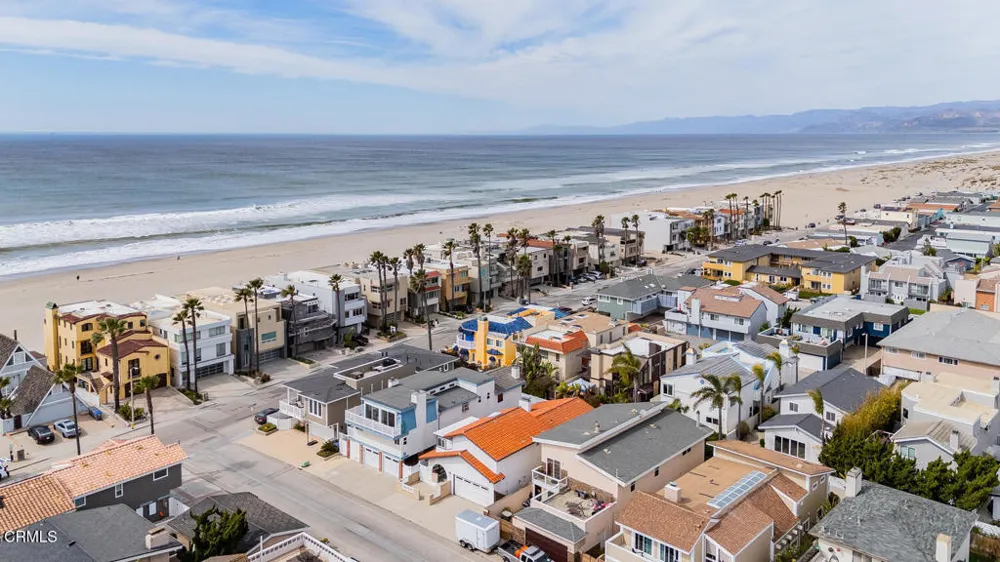 5451 Reef Way Oxnard, CA 93035