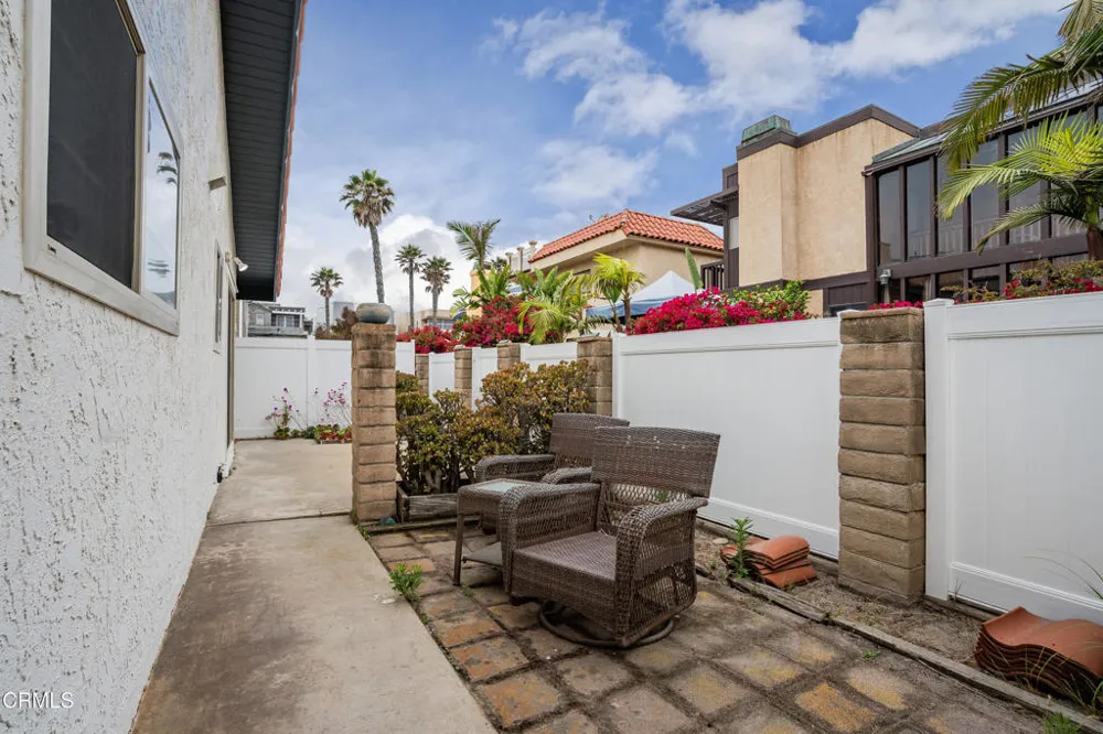 5451 Reef Way Oxnard, CA 93035