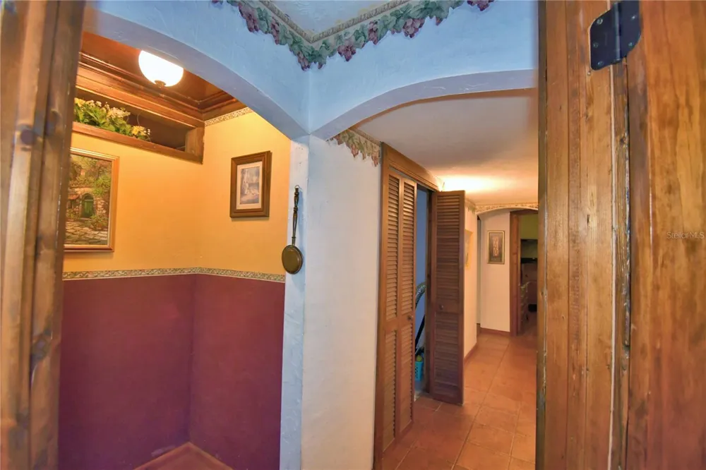 760 MCCLELLAN ROAD Frostproof, FL 33843