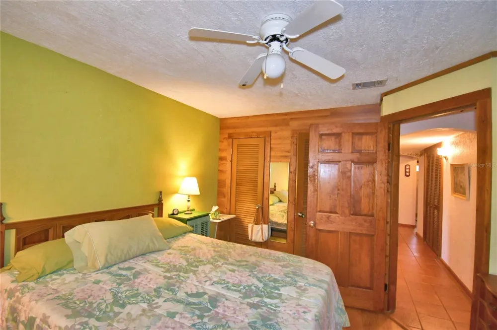 760 MCCLELLAN ROAD Frostproof, FL 33843