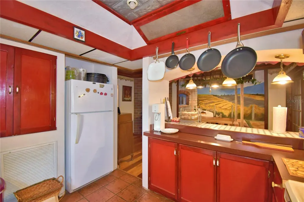 760 MCCLELLAN ROAD Frostproof, FL 33843