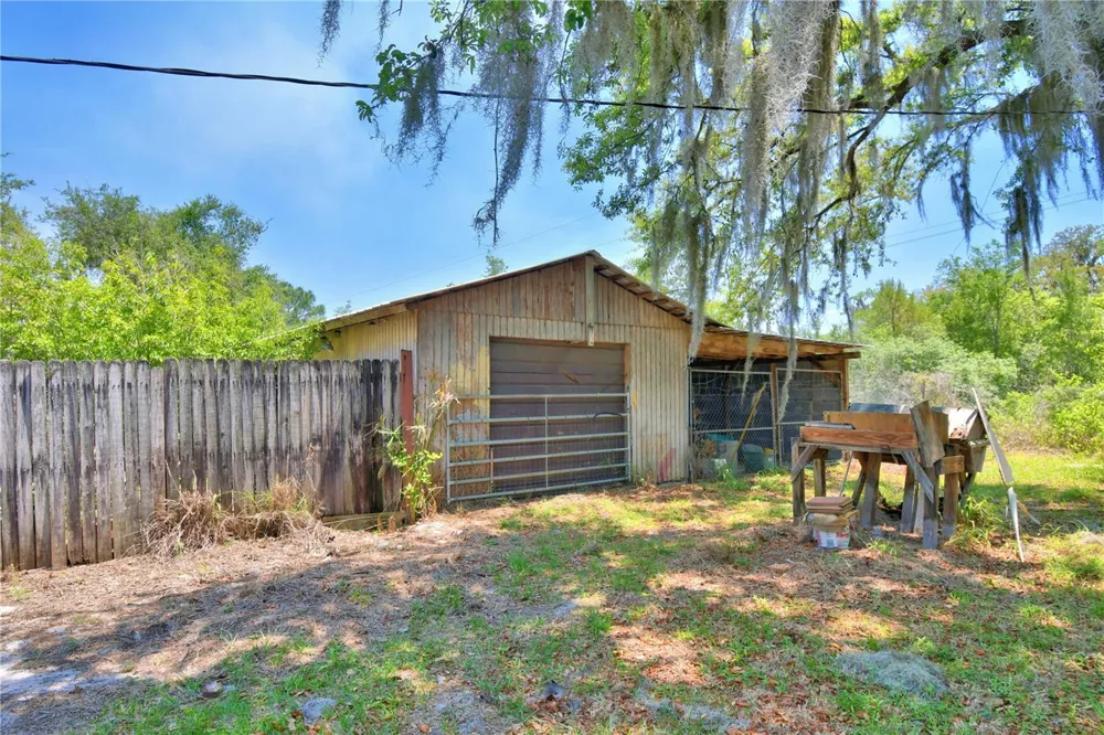 760 MCCLELLAN ROAD Frostproof, FL 33843