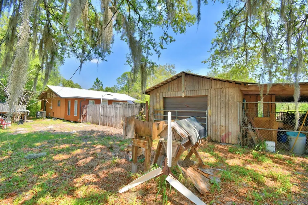 760 MCCLELLAN ROAD Frostproof, FL 33843