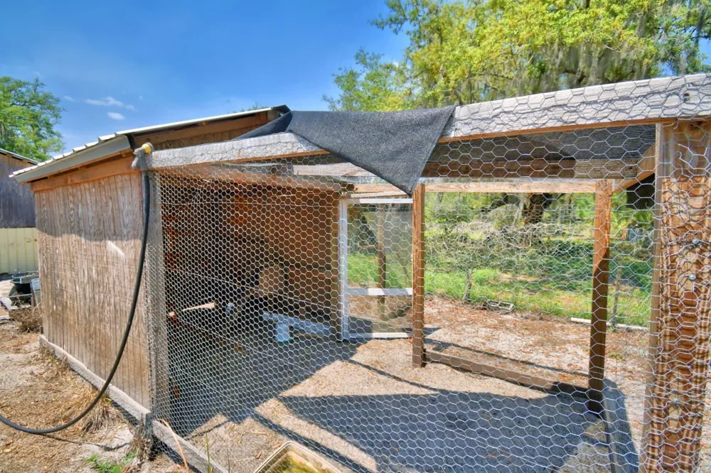 760 MCCLELLAN ROAD Frostproof, FL 33843