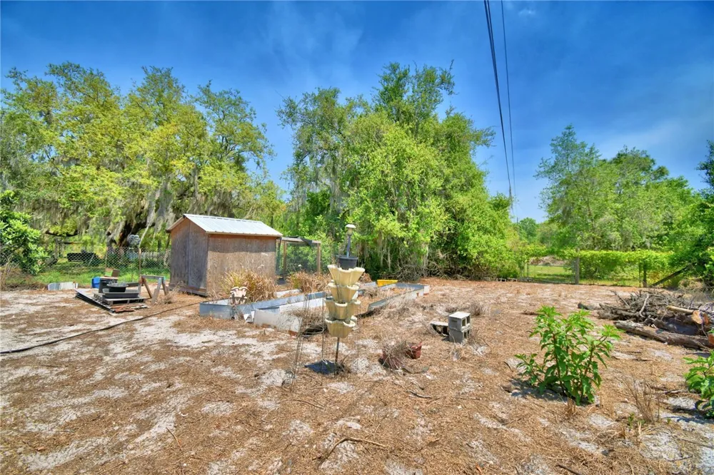 760 MCCLELLAN ROAD Frostproof, FL 33843