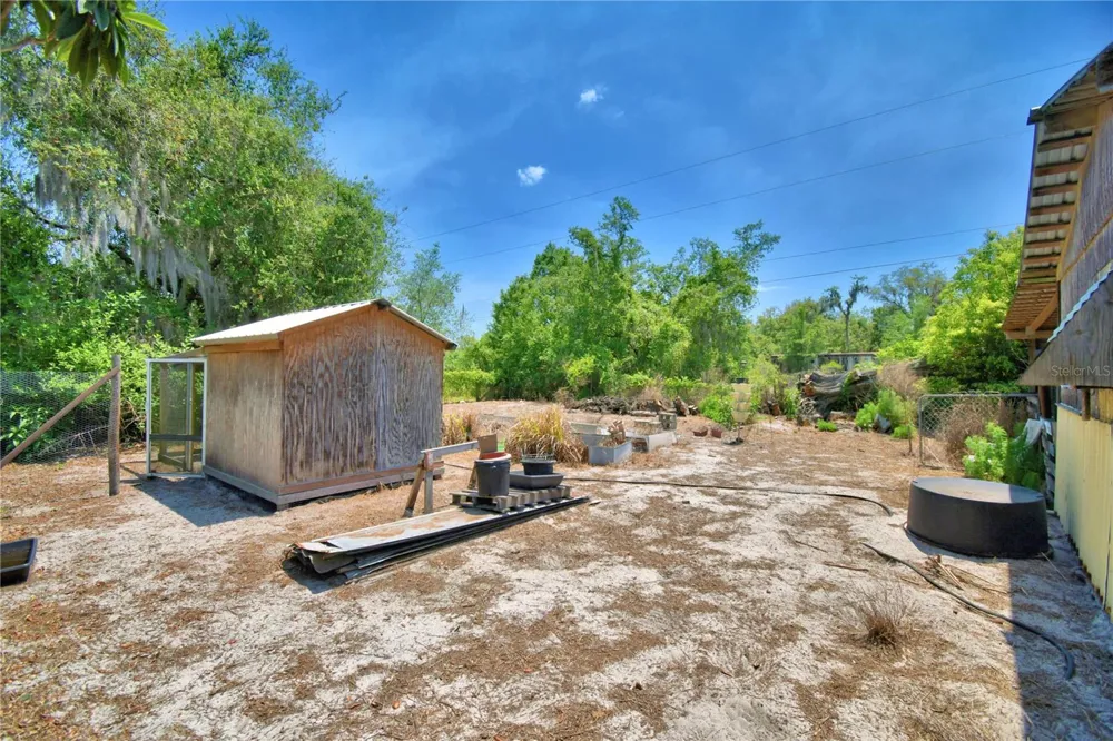 760 MCCLELLAN ROAD Frostproof, FL 33843