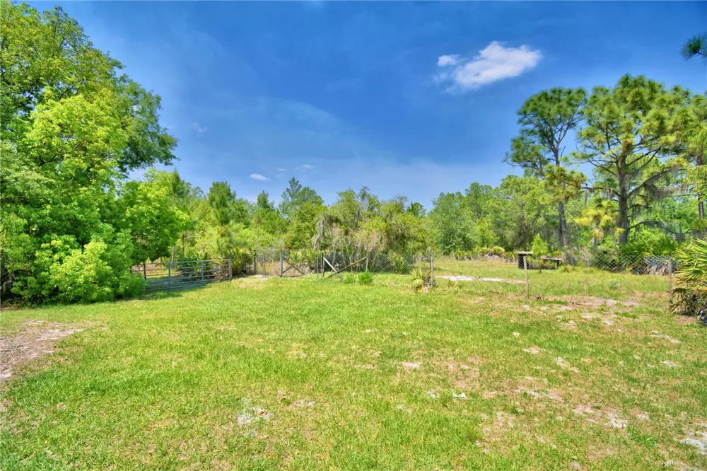 760 MCCLELLAN ROAD Frostproof, FL 33843