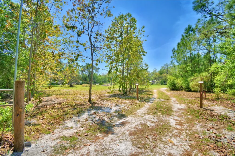 760 MCCLELLAN ROAD Frostproof, FL 33843