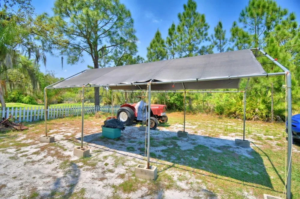 760 MCCLELLAN ROAD Frostproof, FL 33843