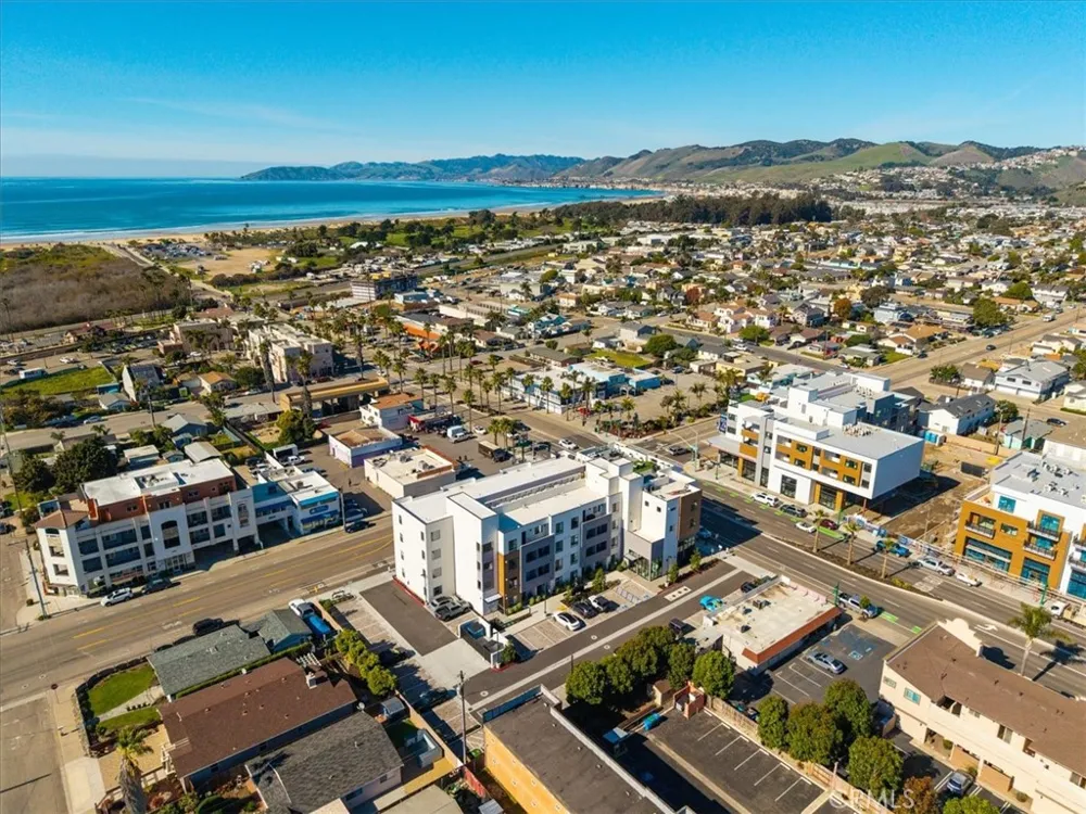 402 W Grand Avenue #313 Grover Beach, CA 93433