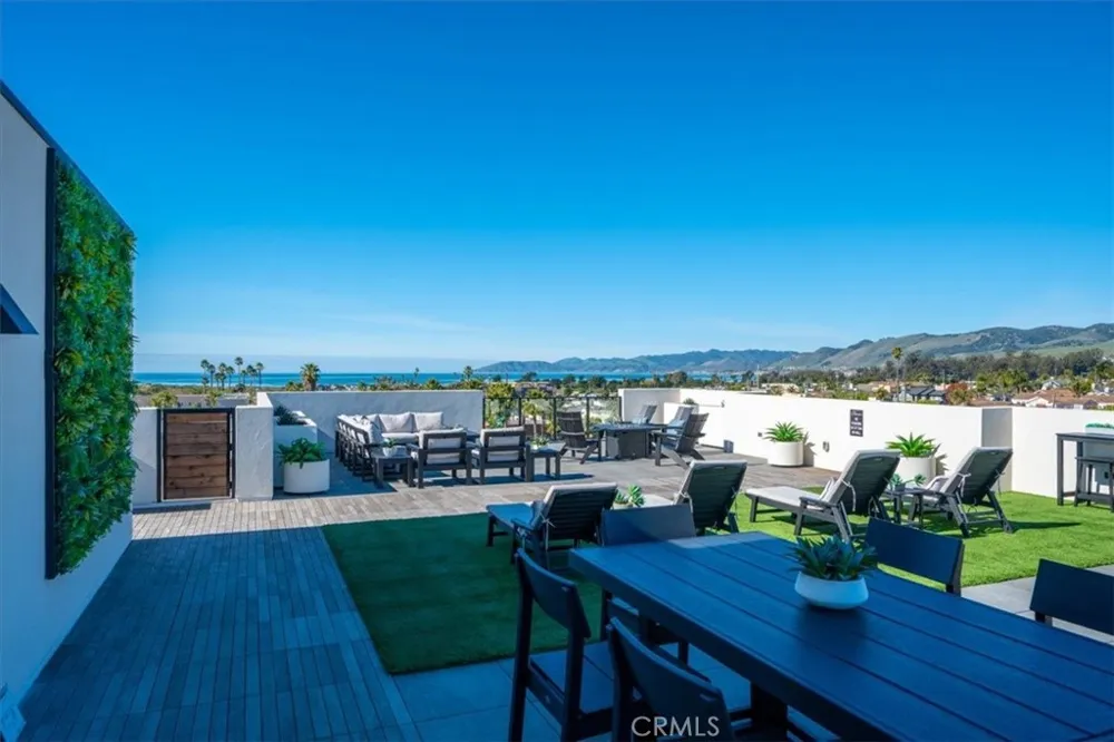 402 W Grand Avenue #313 Grover Beach, CA 93433