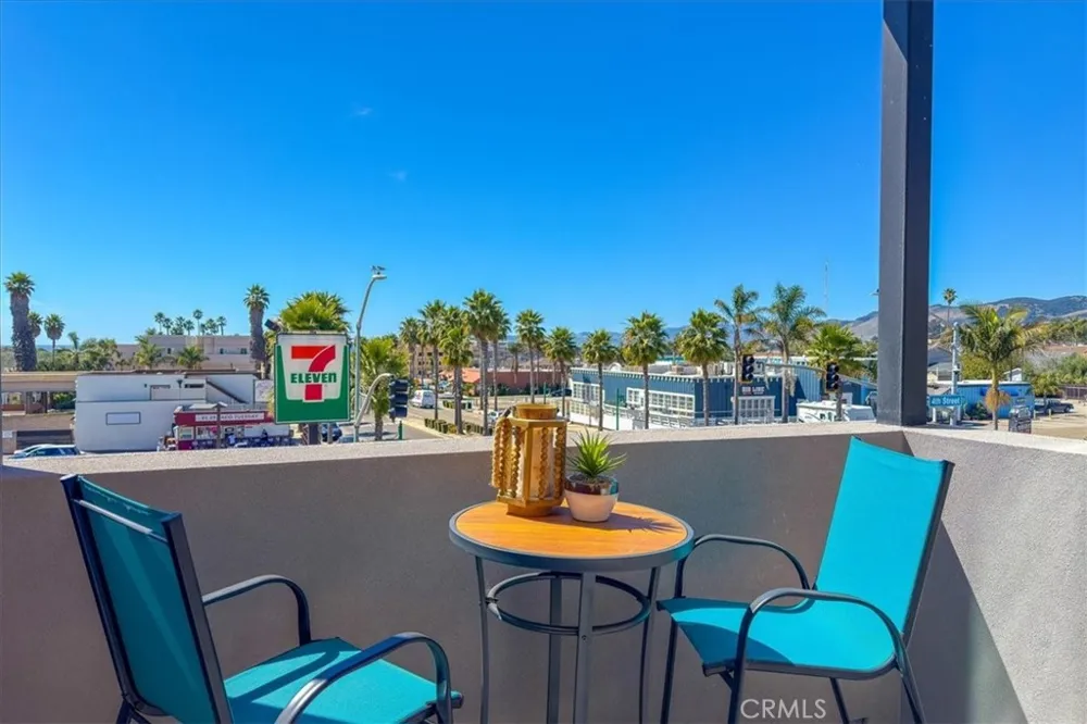 402 W Grand Avenue #313 Grover Beach, CA 93433