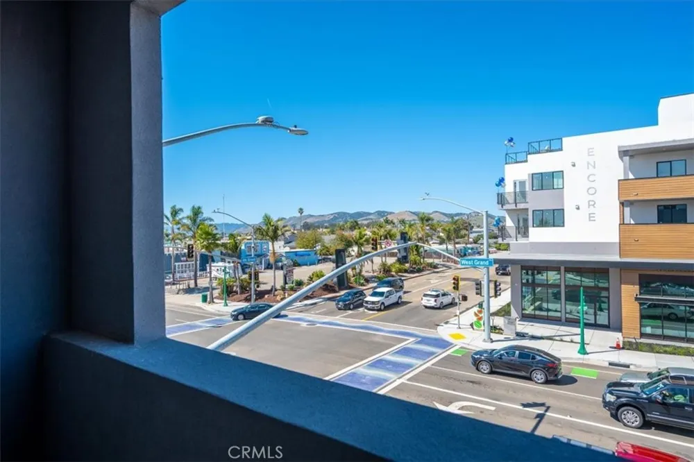 402 W Grand Avenue #313 Grover Beach, CA 93433