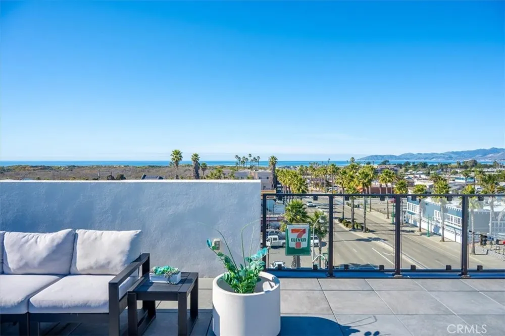 402 W Grand Avenue #313 Grover Beach, CA 93433