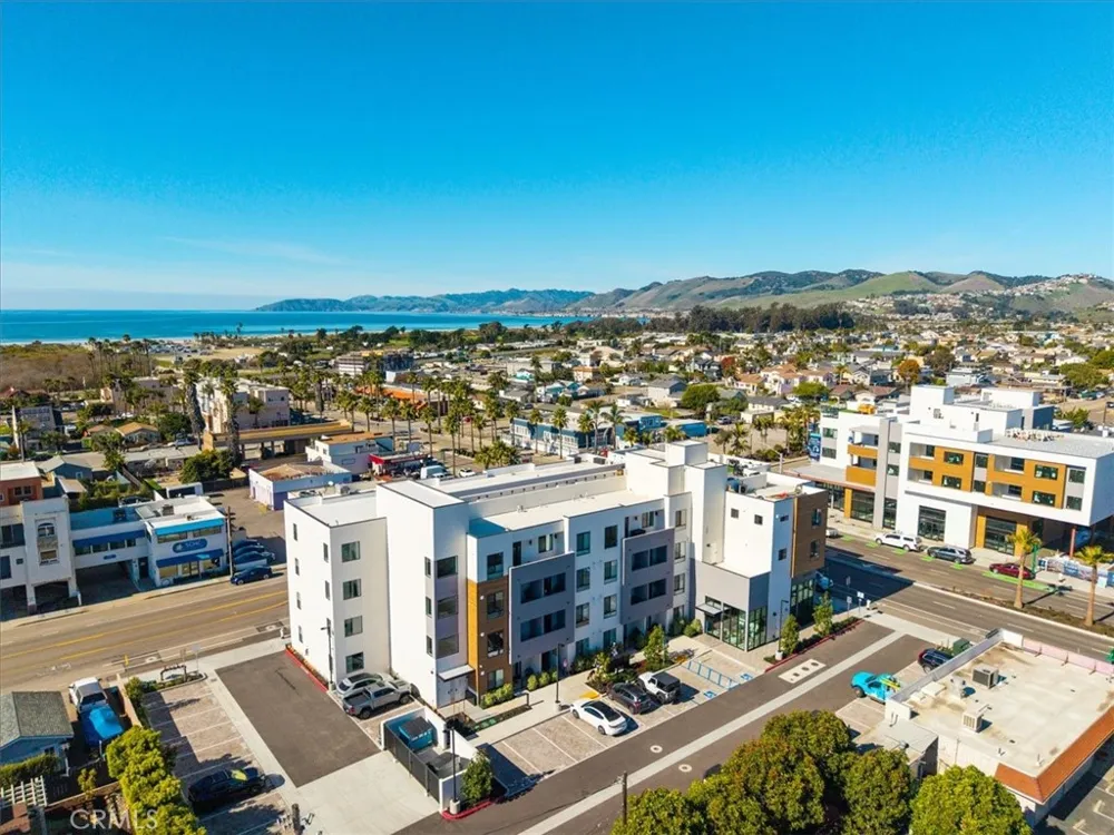 402 W Grand Avenue #313 Grover Beach, CA 93433