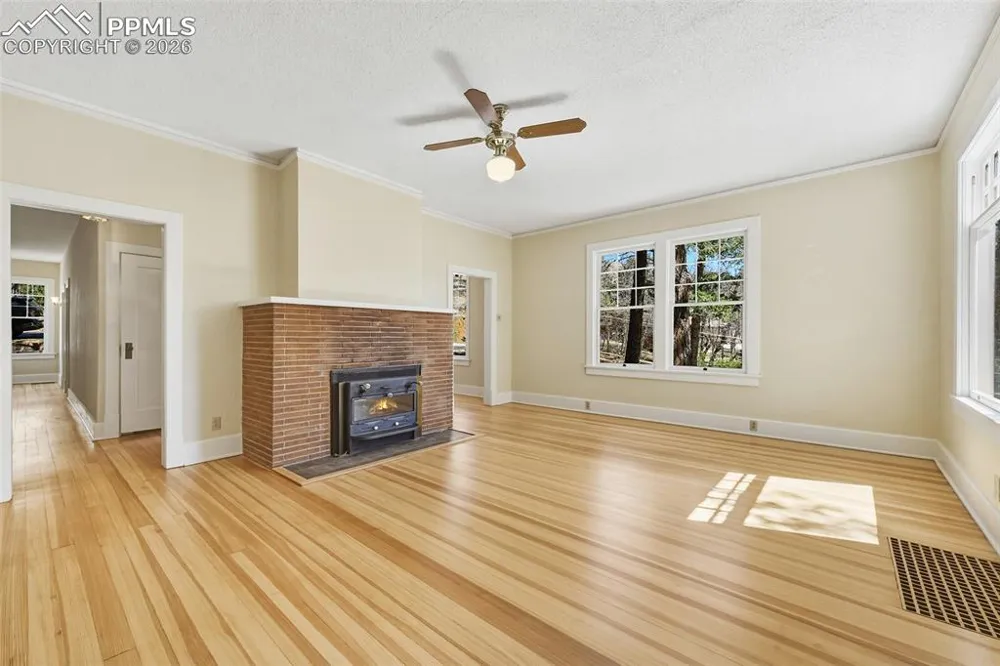 4530 Hagerman Avenue Cascade, CO 80809