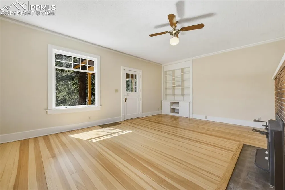 4530 Hagerman Avenue Cascade, CO 80809