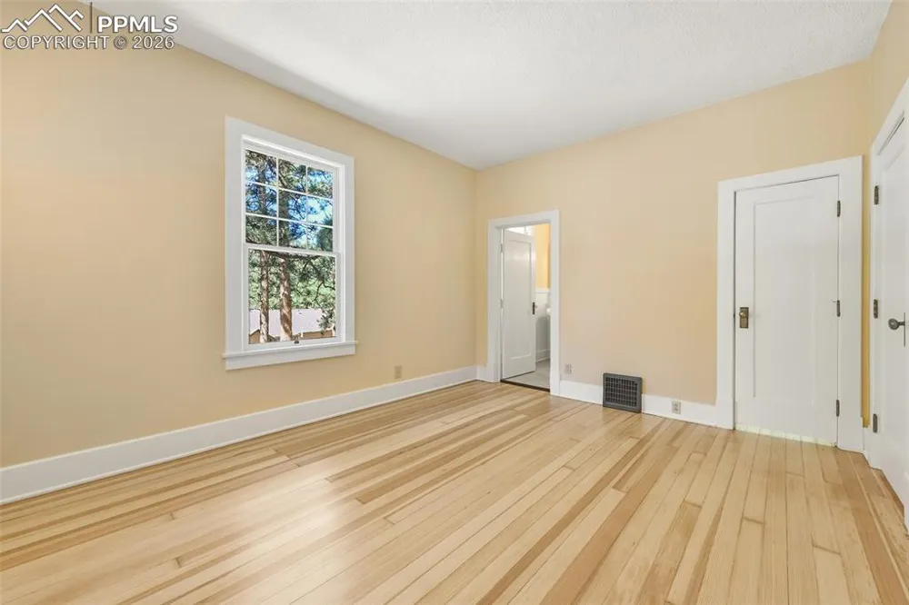 4530 Hagerman Avenue Cascade, CO 80809