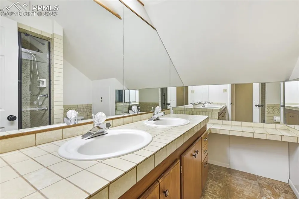 4530 Hagerman Avenue Cascade, CO 80809
