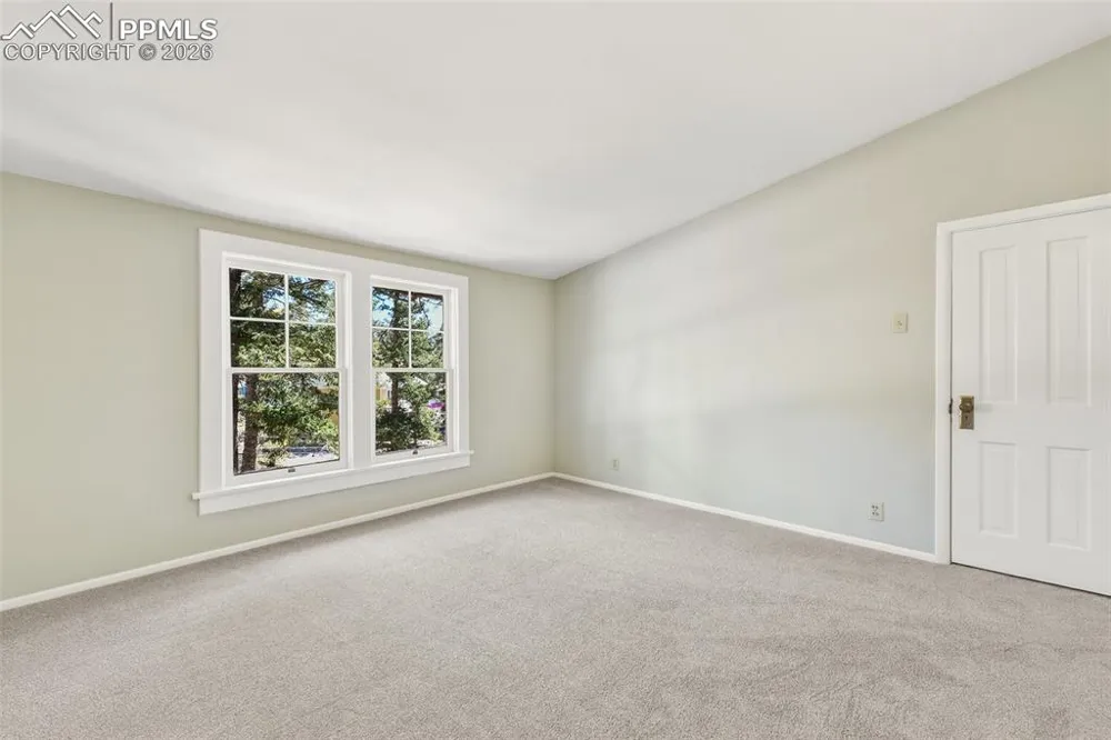4530 Hagerman Avenue Cascade, CO 80809
