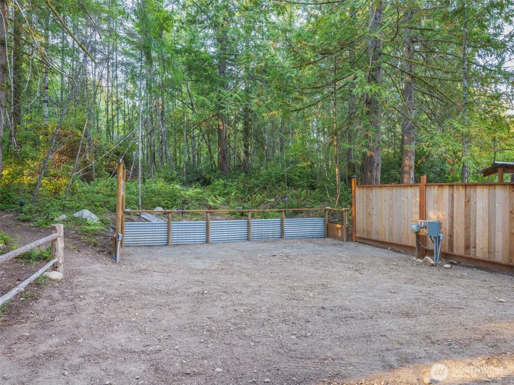 5441 E Grapeview Loop Road Allyn, WA 98524
