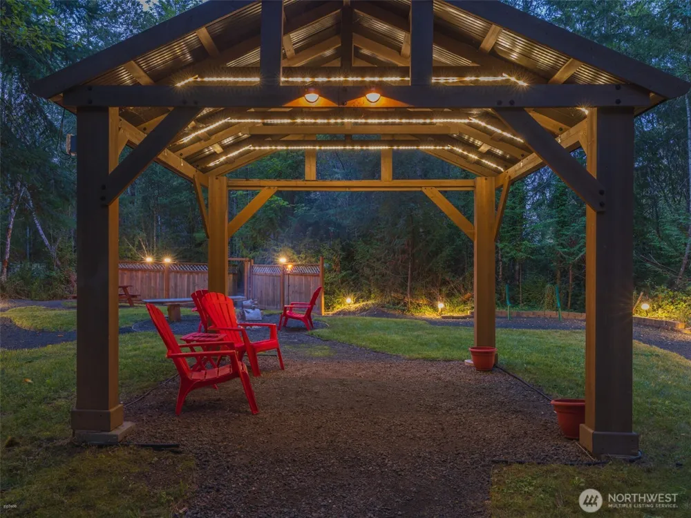 5441 E Grapeview Loop Road Allyn, WA 98524