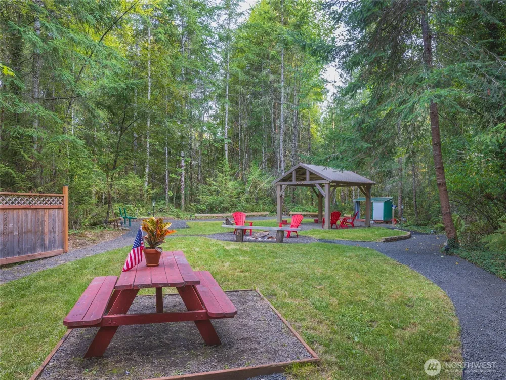 5441 E Grapeview Loop Road Allyn, WA 98524