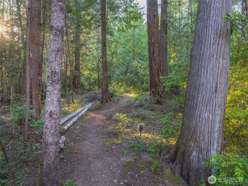 5441 E Grapeview Loop Road Allyn, WA 98524