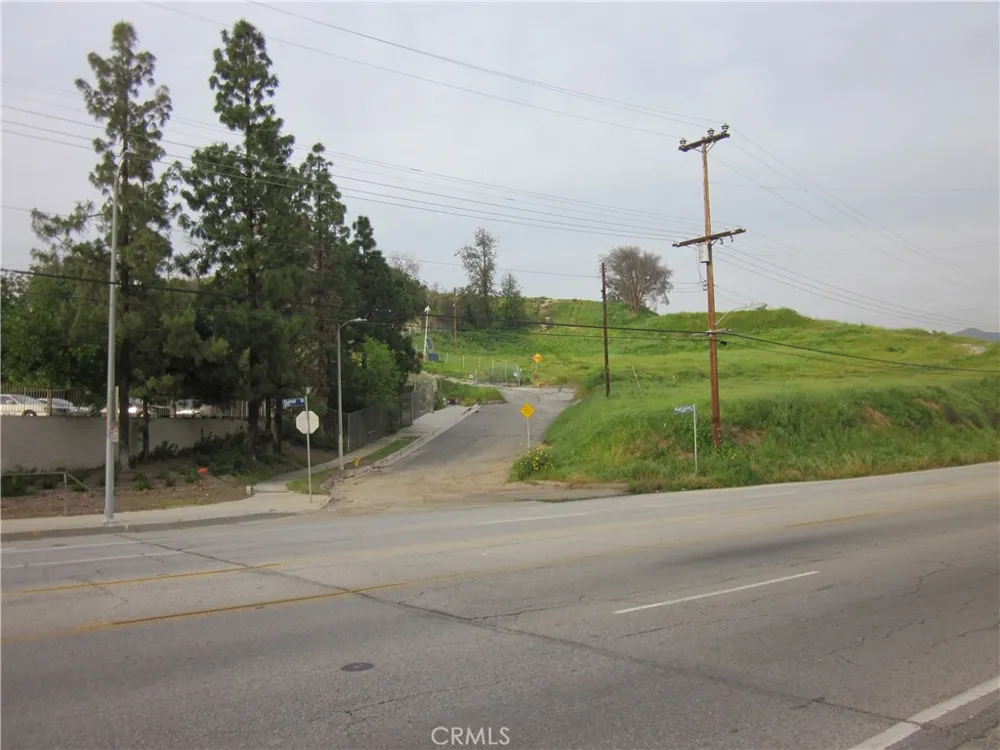 11819 Kagel Canyon Lakeview Terrace, CA 91342